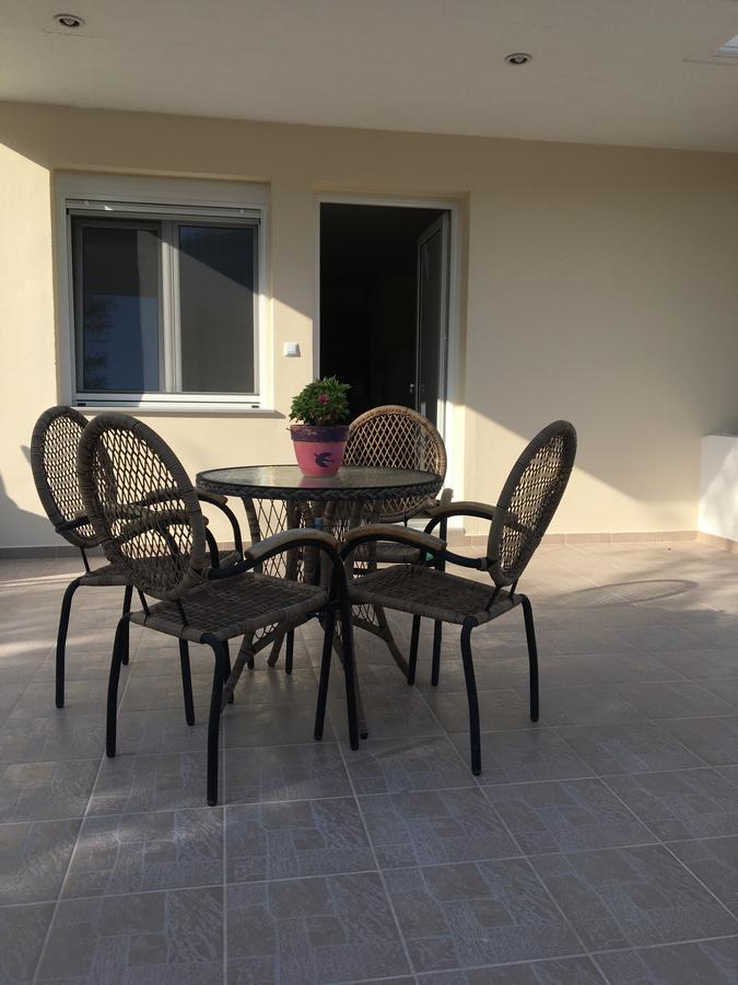 Armonia Apartment Plataria Exterior photo