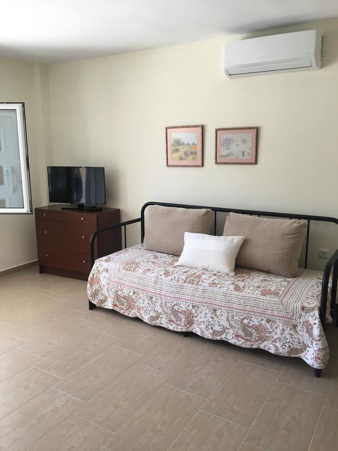 Armonia Apartment Plataria Exterior photo